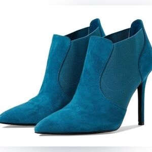 Like New!! In Box! Nine West Elegant Teal Ankle Booties Kaia Women's Size 8 M